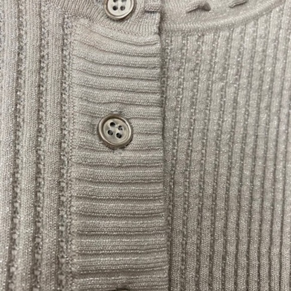 Cache Sweater - Picture 3 of 5